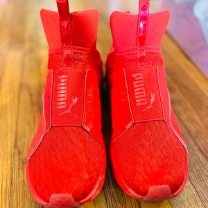 Women’s Fierce Crosstrainers in Red